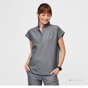 NWT Figs Rafaela Scrub Top